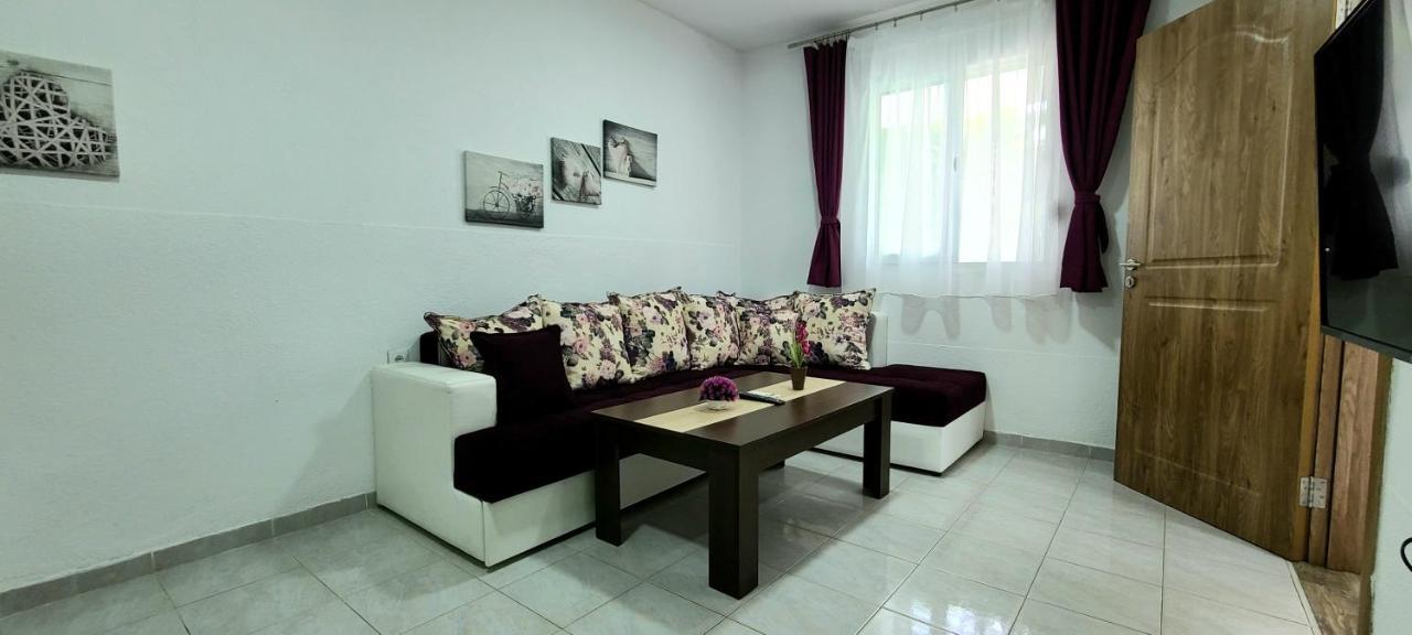 Riviera Inn Apartments Ulcinj Exterior foto